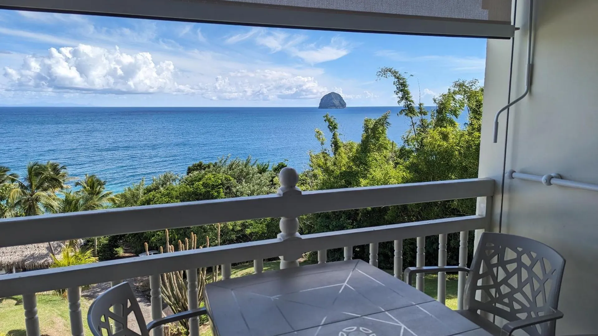 Un Petit Joyau Apartment Le Diamant